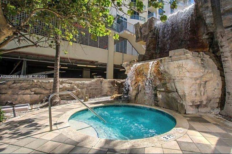 17375 Collins Ave, Unit 1007, Sunny Isles Beach, FL 33160 Photo