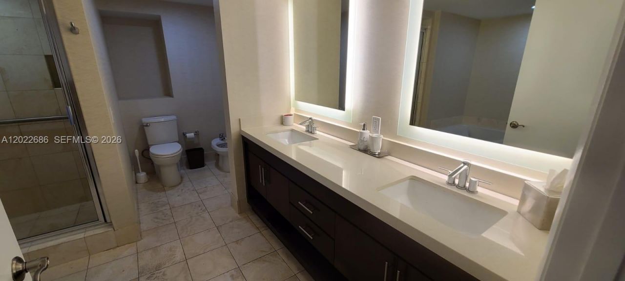 17375 Collins Ave, Unit 1007, Sunny Isles Beach, FL 33160 Photo