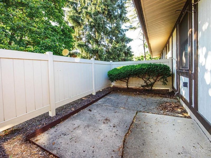3132 Birchway Drive, Cincinnati, OH 45251 Photo 21