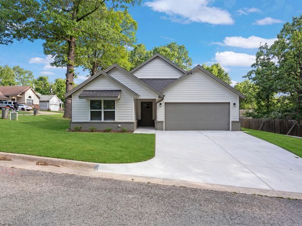 1312 Hummingbird Lane , Grove, OK 74344