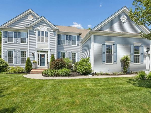 73 Fairway Drive, Northbridge, MA 01534