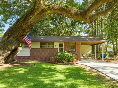 2111 Barbour Drive, Charleston, SC 29414