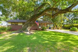 2111 Barbour Drive photo 4