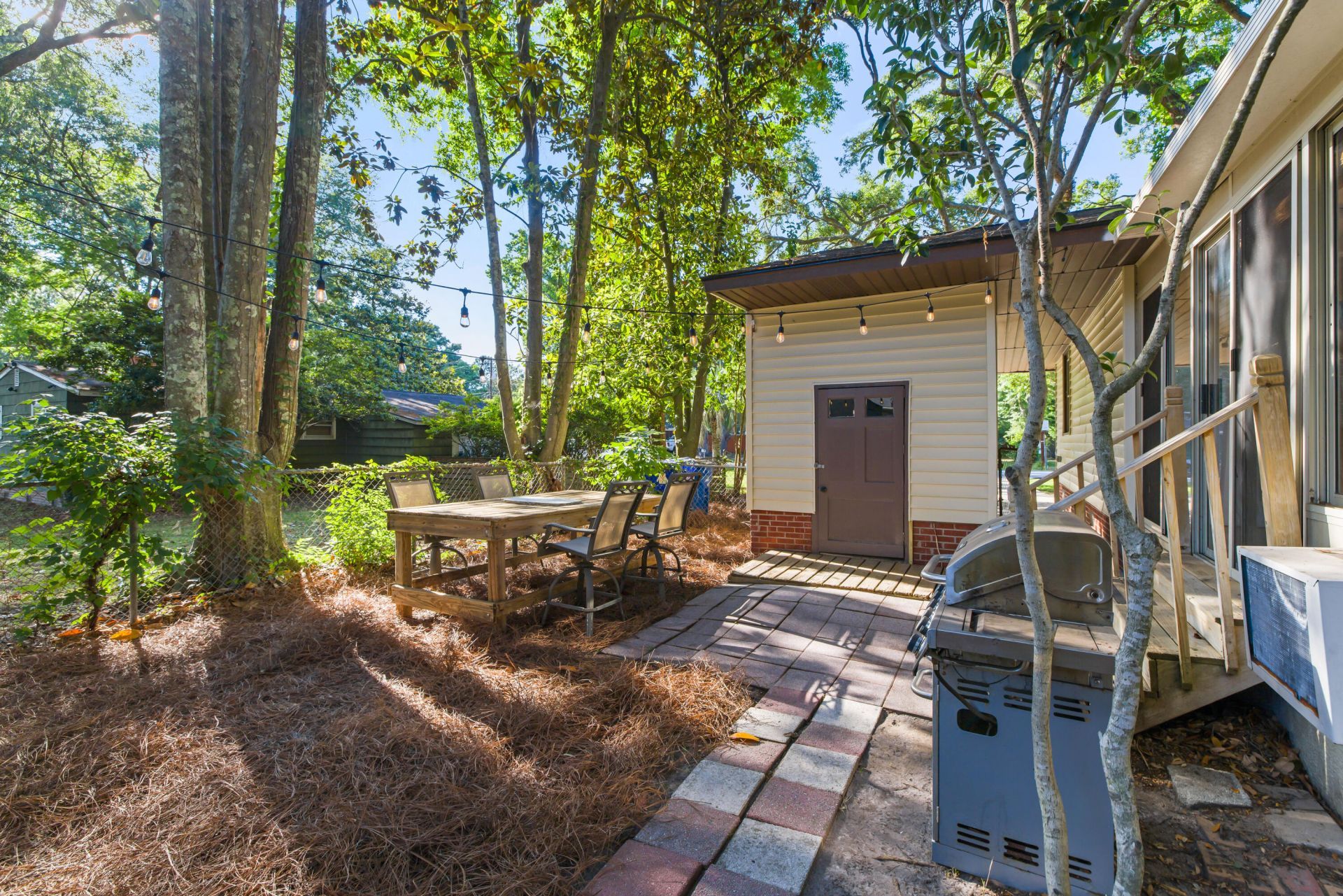 2111 Barbour Drive Photo 36