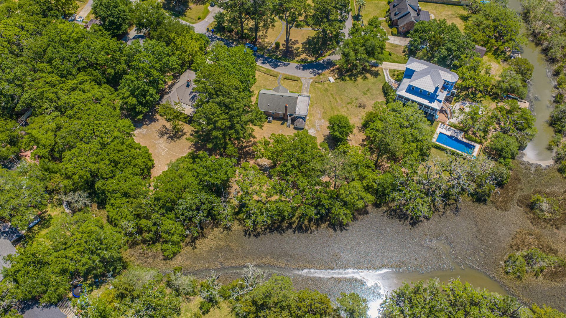 301 Mcclain Street Photo 39