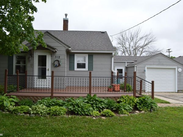 312 N Center Street, Saint Ansgar, IA 50472
