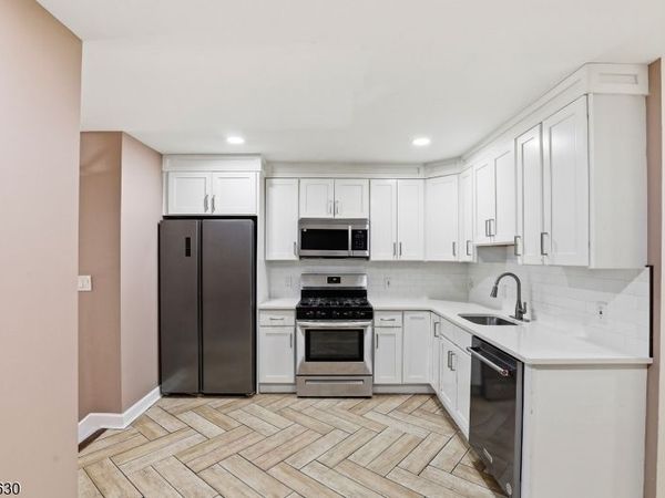 194 Hillside Ave, Newark, NJ 07108