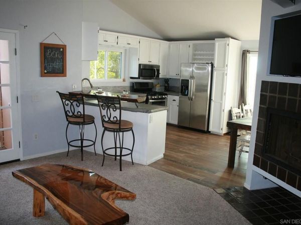 5777 Gaines St, Unit 5, San Diego, CA 92110
