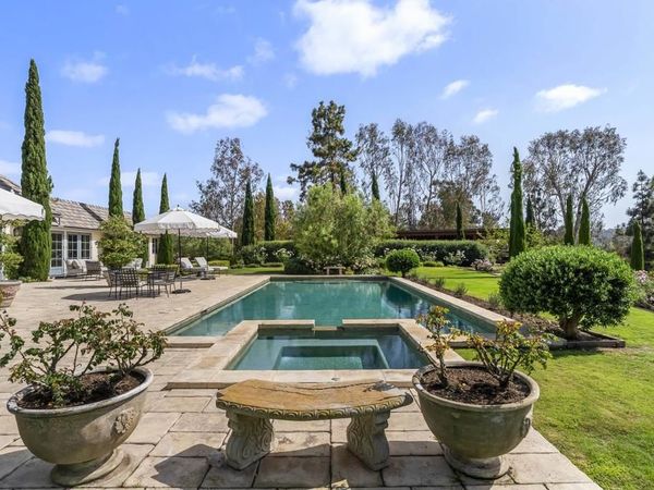 16560 El Camino Real, Rancho Santa Fe, CA 92067
