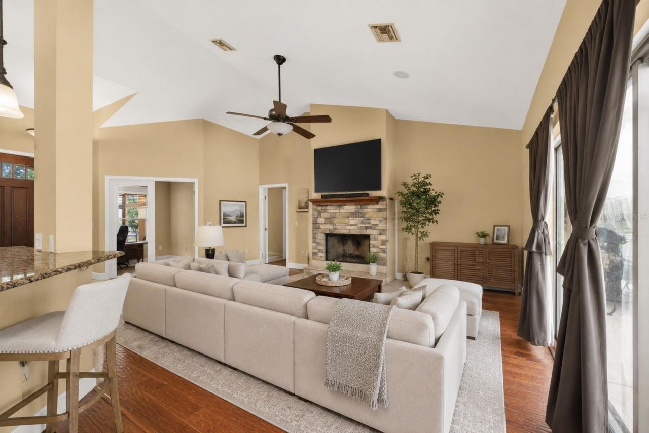 1098 NW 165th Court Road, Dunnellon, FL 34432 Photo