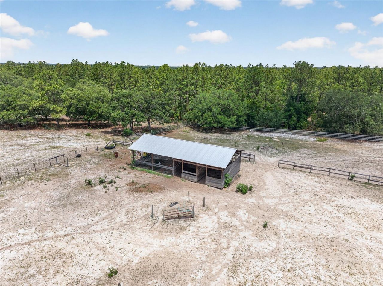 1098 NW 165th Court Road, Dunnellon, FL 34432 Photo