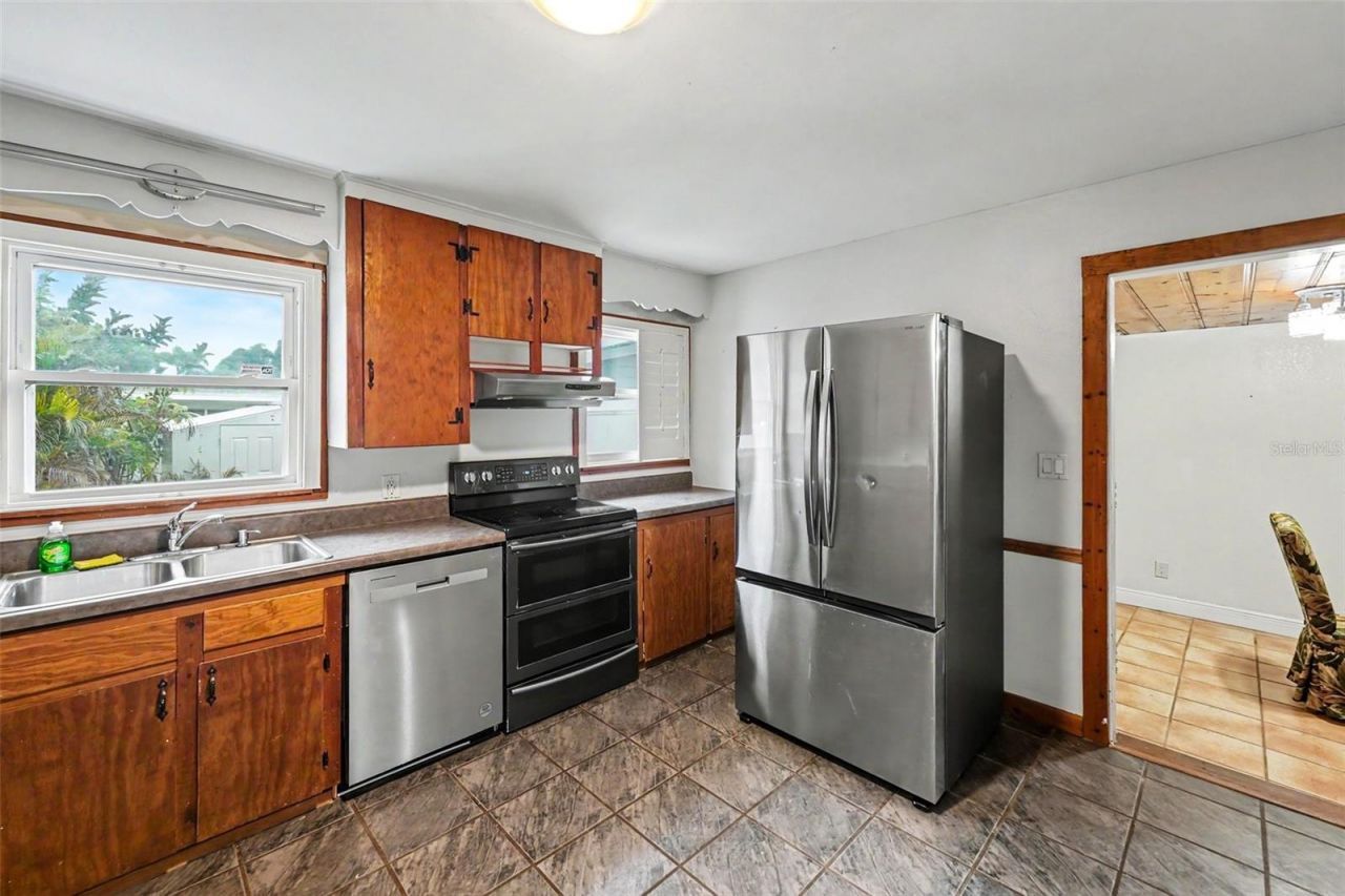 6242 5th Avenue N, Saint Petersburg, FL 33710 Photo