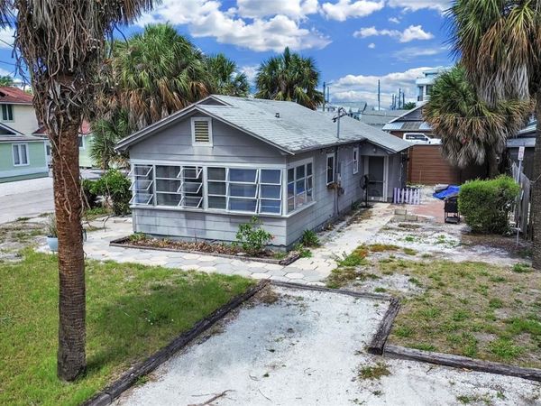 130 90TH AVENUE , TREASURE ISLAND, FL 33706