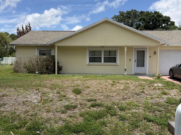 913 Commerce Road SE , Palm Bay, FL 32909