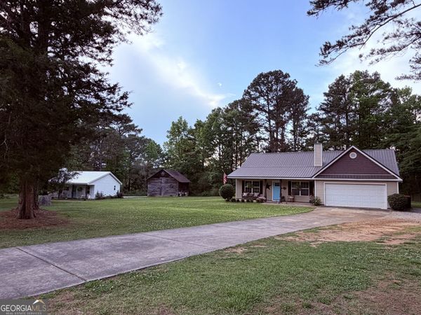 1596 Flat Shoals Road, Concord, GA 30206