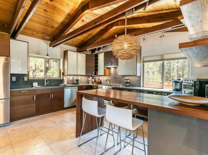 3737 Terrace Drive, South Lake Tahoe, CA 96150 Photo