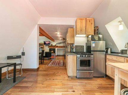 6247 #8 River Road, Olympic Valley, CA 96146 Photo