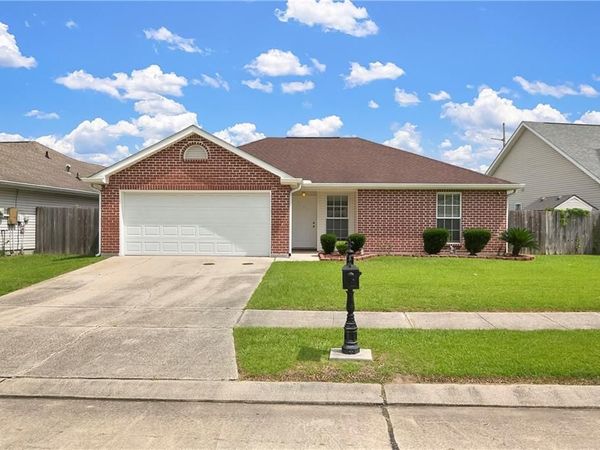 2704 BAYOU COOK Drive , Marrero, LA 70072