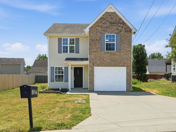1327 Tonya Dr , La Vergne, TN 37086