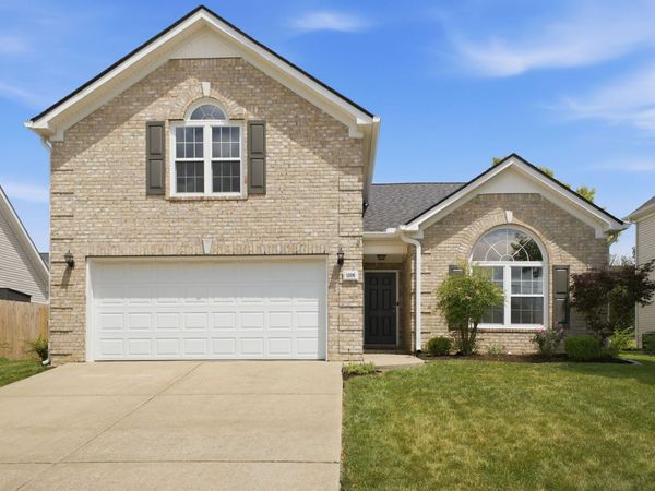 1006 Chapmans Crossing Dr, Spring Hill, TN 37174