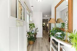 581 Trotters Lane photo 4