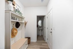 581 Trotters Lane photo 4
