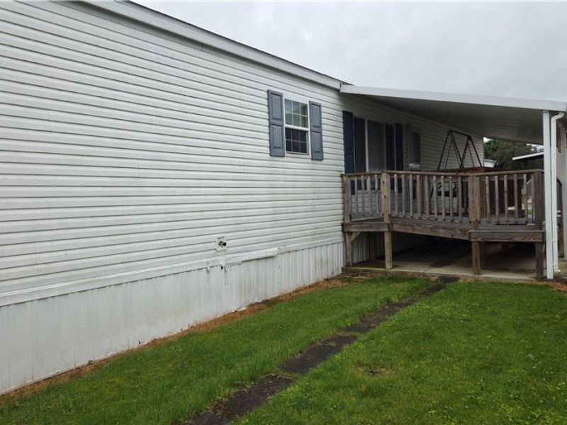 4830 Snowdrift Lane, Zanesville, OH 43701 Photo 3