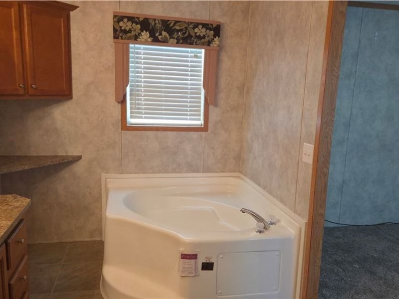 4830 Snowdrift Lane, Zanesville, OH 43701 Photo 5