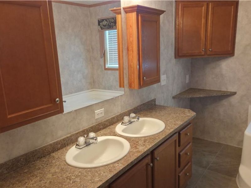 4830 Snowdrift Lane, Zanesville, OH 43701 Photo 6