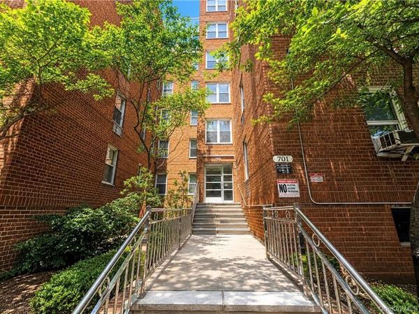 701 Gerald Court , Unit 2E, Brooklyn, NY 11235