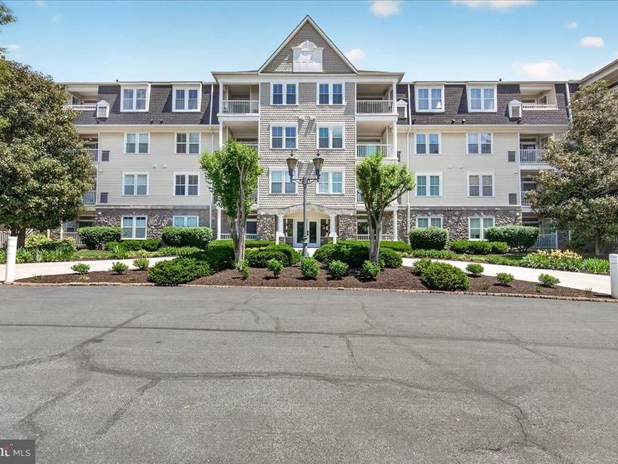 2500 Waterside Drive, Unit 103, Frederick, MD 21701 Main Photo