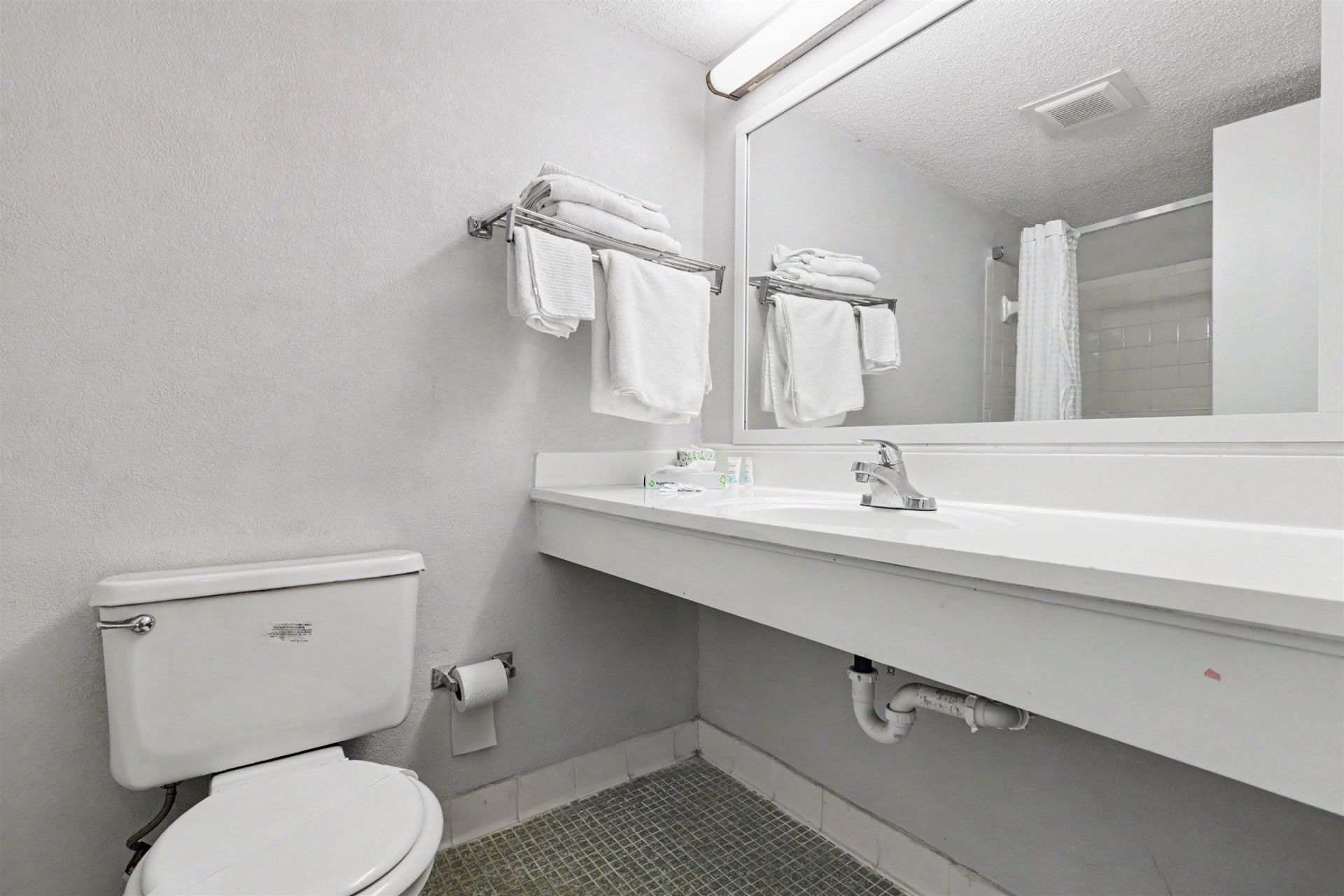 1415 S Ocean Blvd.  Photo 24