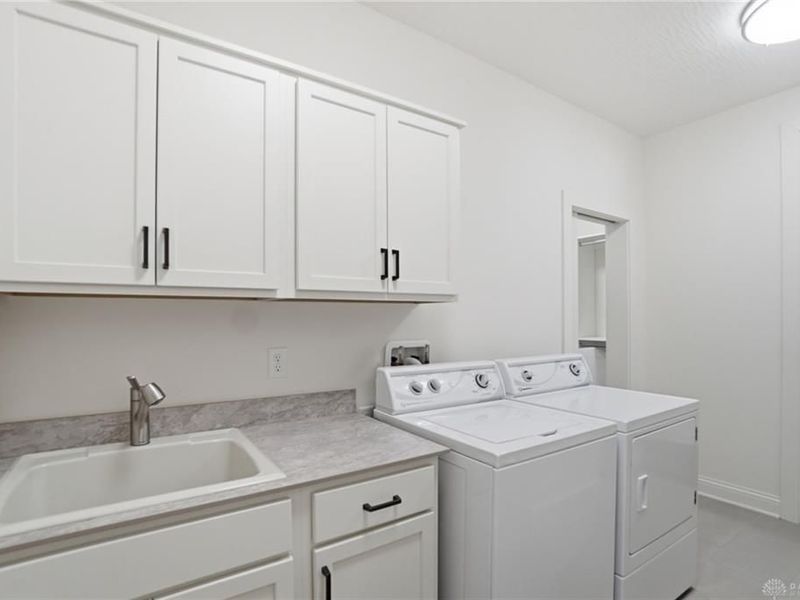 915 Hidden Branches Drive, Washington Township, OH 45458 Photo 50