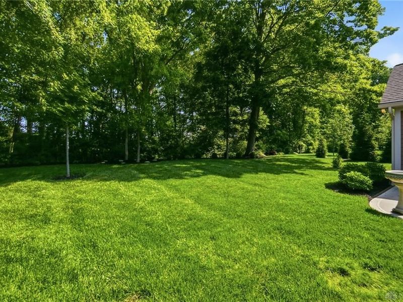915 Hidden Branches Drive, Washington Township, OH 45458 Photo 67