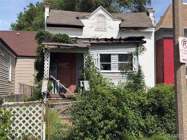 1433 Rowan Avenue , St Louis, MO 63112