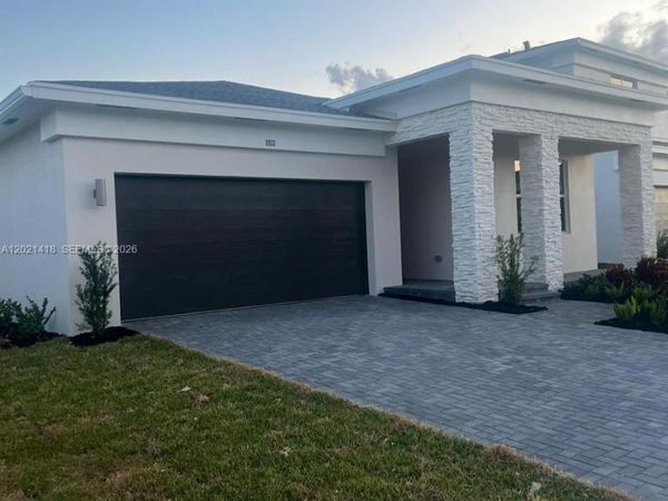 1933 E Wandering Willow Way, Loxahatchee, FL 33470