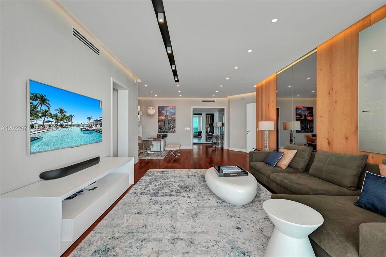 16051 Collins Ave , Unit 1102, Sunny Isles Beach, FL 33160 Photo