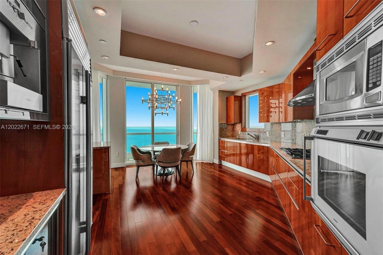 16051 Collins Ave , Unit 1102, Sunny Isles Beach, FL 33160 Photo