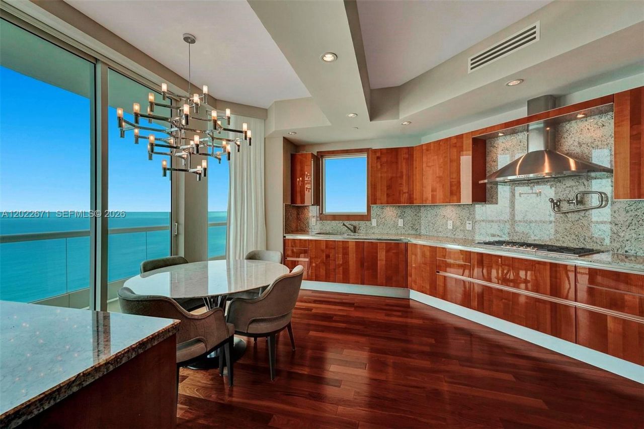 16051 Collins Ave , Unit 1102, Sunny Isles Beach, FL 33160 Photo