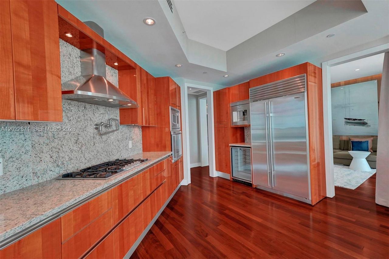 16051 Collins Ave , Unit 1102, Sunny Isles Beach, FL 33160 Photo