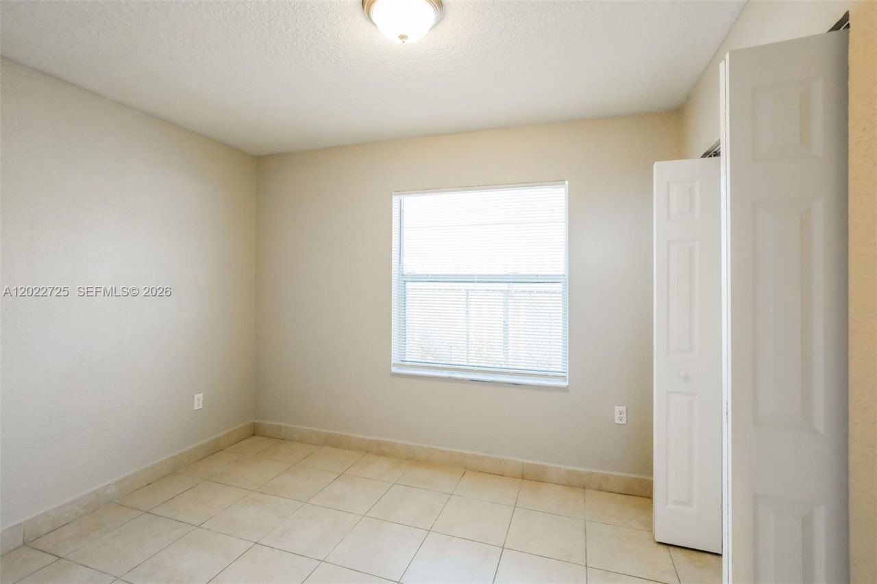 19420 NW 32nd Ave, Miami Gardens, FL 33056 Photo