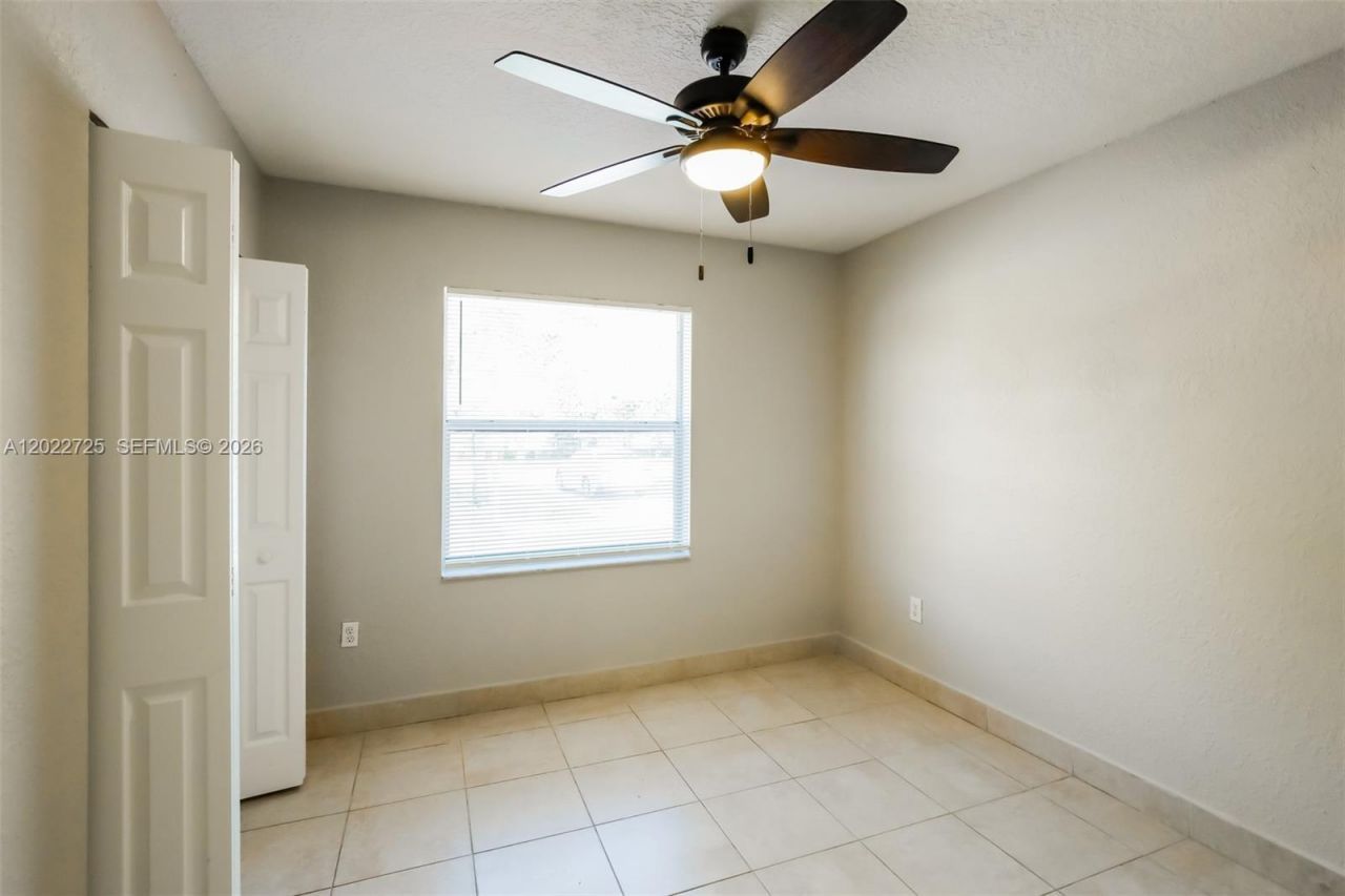 19420 NW 32nd Ave, Miami Gardens, FL 33056 Photo