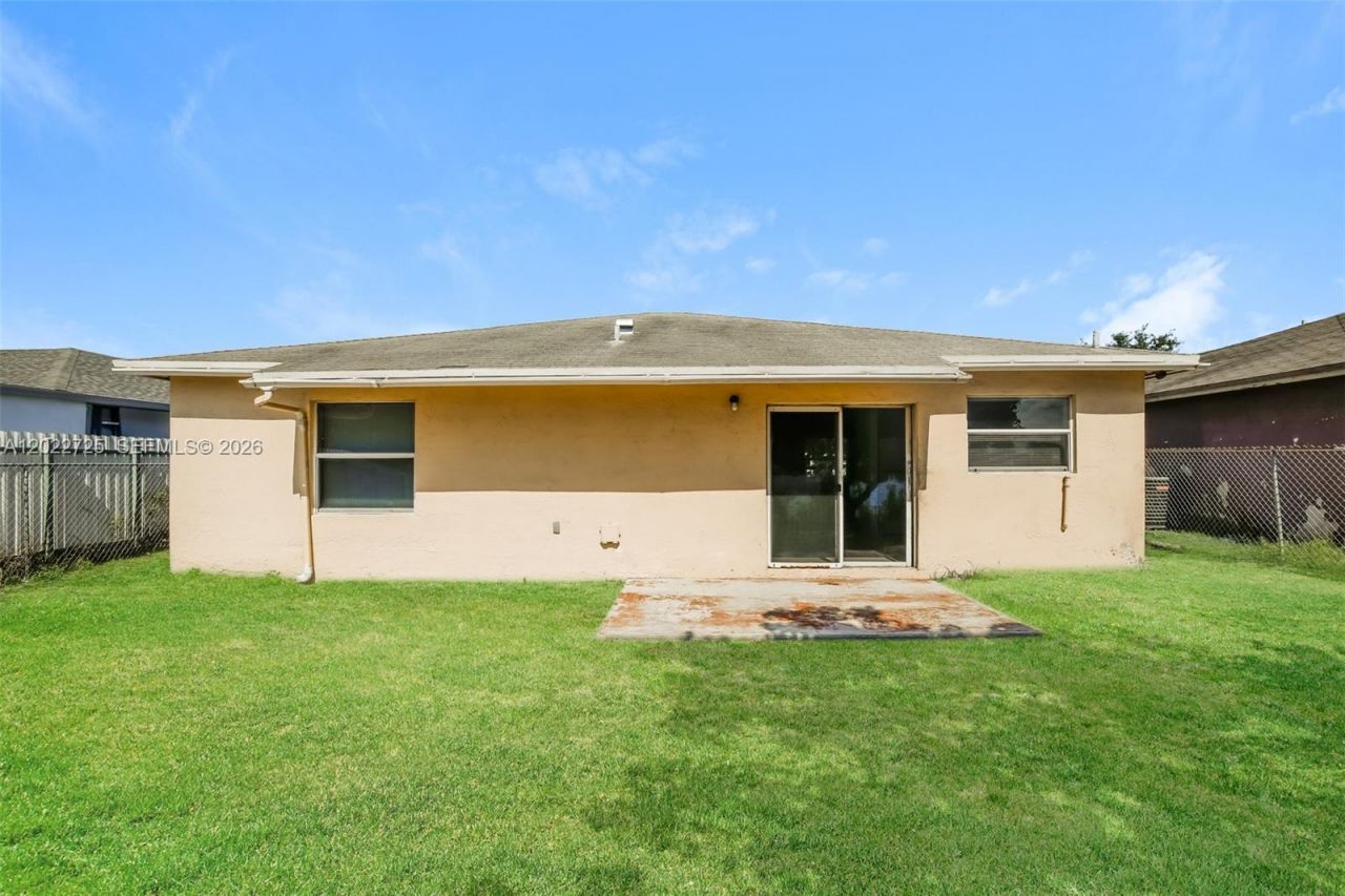 19420 NW 32nd Ave, Miami Gardens, FL 33056 Photo