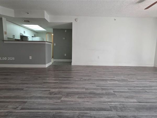 5011 Wiles Rd , Unit 203, Coconut Creek, FL 33073