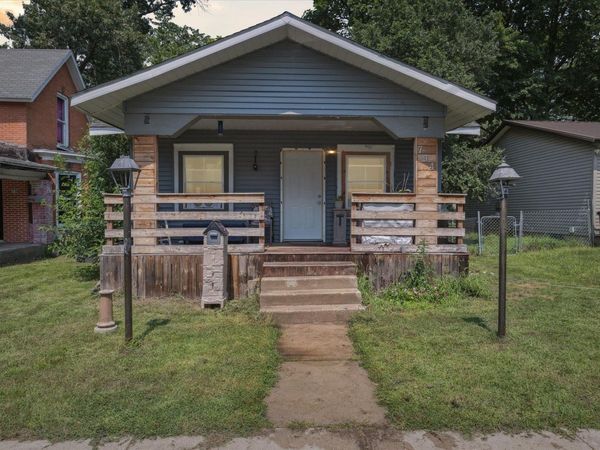 714 W blaine Avenue, Elkhart, IN 46516