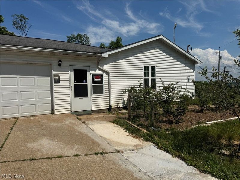 1195 Mitchells Lane, Marietta, OH 45750 Photo 2