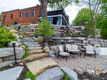 4520 Water Street, Columbiaville Vlg, MI 48421