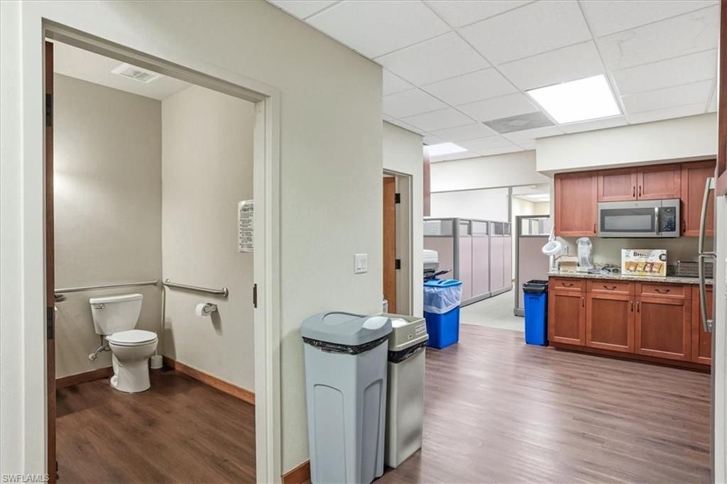 2224 Trade Center Way, Naples, FL 34109 Photo