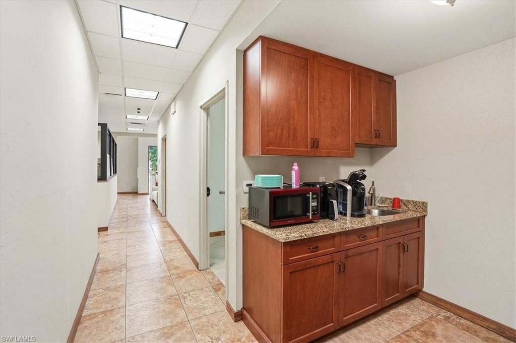 2224 Trade Center Way, Naples, FL 34109 Photo