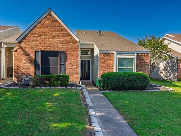 518 Oakridge Drive, 9 units, Greenville, TX 75402